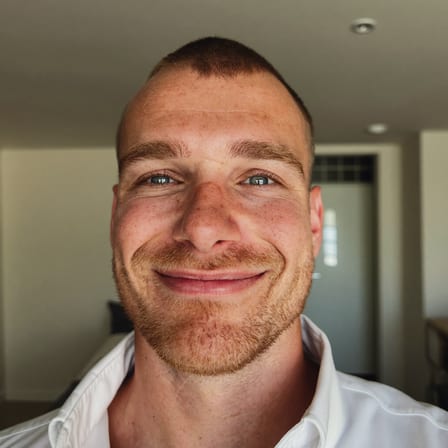Portrait d'un habitant du quartier Henriville après sa demande de devis à Amiens