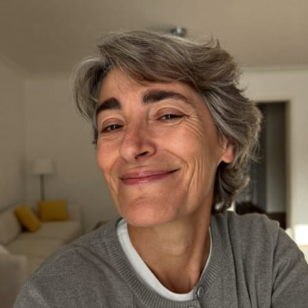 Portrait d'une habitante du quartier Saint-Acheul ayant comparé ses devis de diagnostic à Amiens